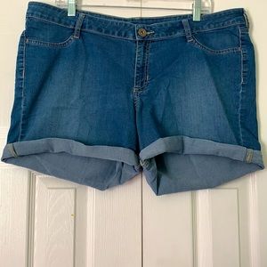 Women’s Jean Shorts